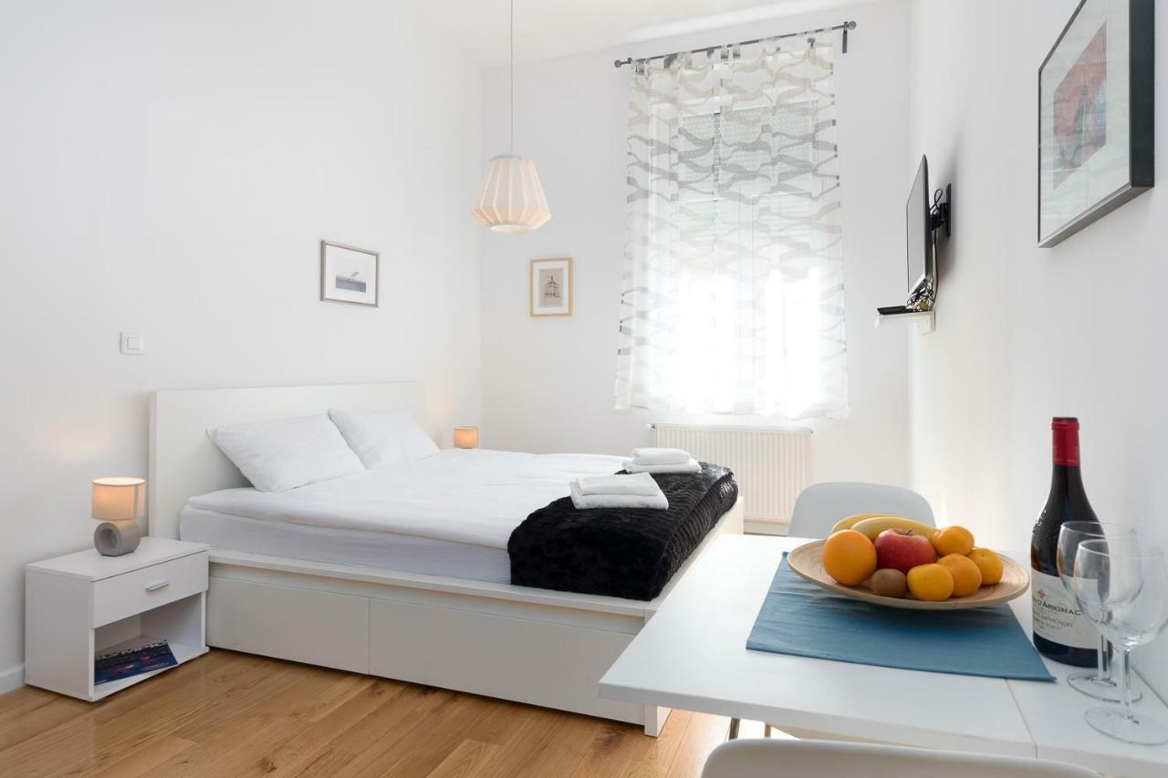 Modern Apartments Near Park Zrinjevac Zagreb Ngoại thất bức ảnh